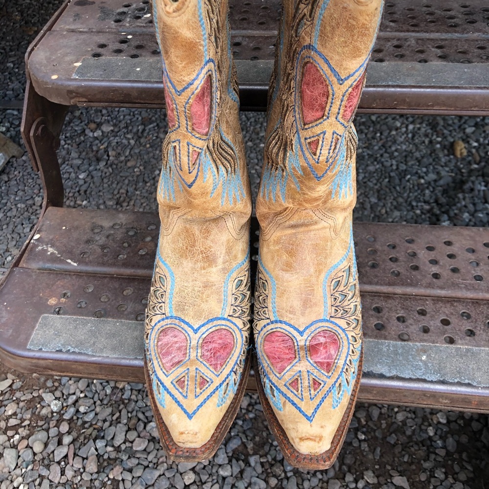 9.5M Woman’s Corral Western Boots